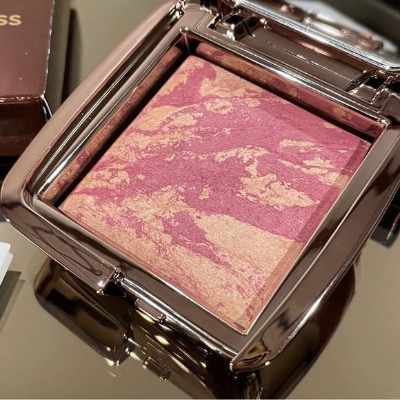 Hourglass Makeup Hourglass Euphoric Fusion Ambient Lighting Blush